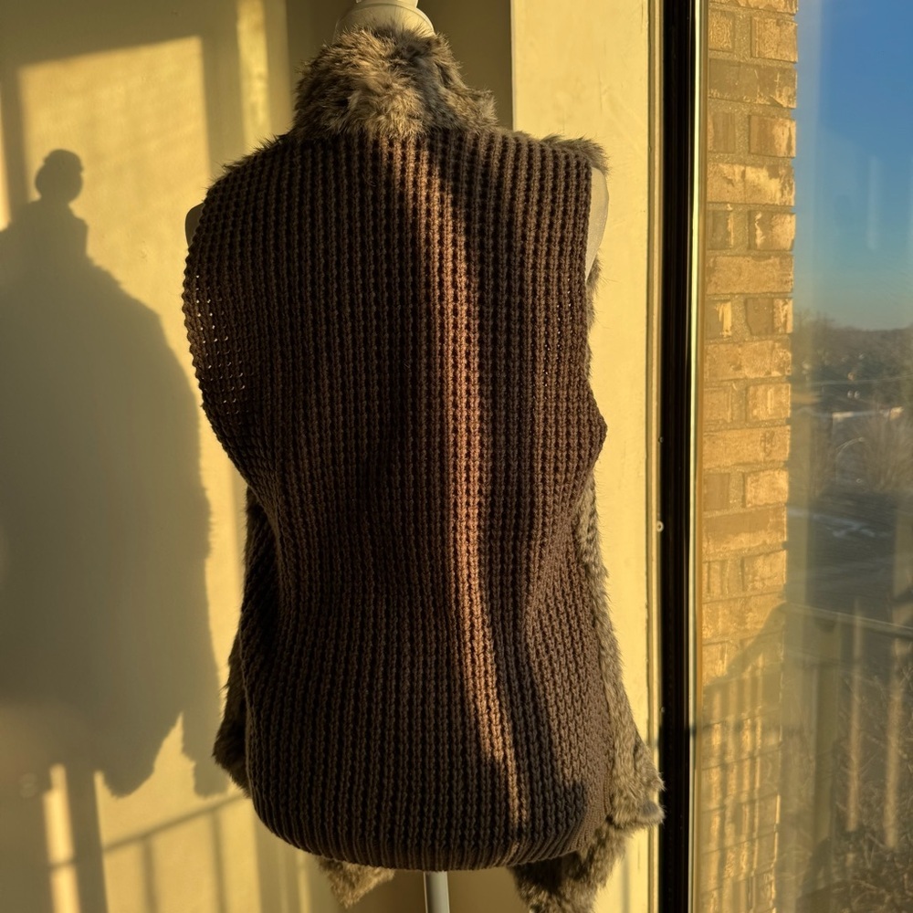 Genuine rabbit fur and wool vest size S - Picture 7 of 9